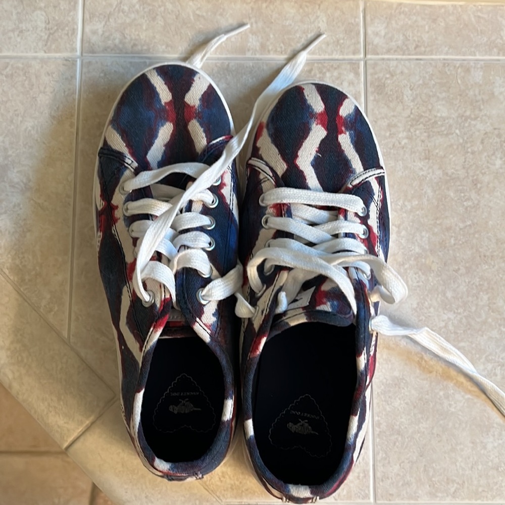 Rocket dog shoes.